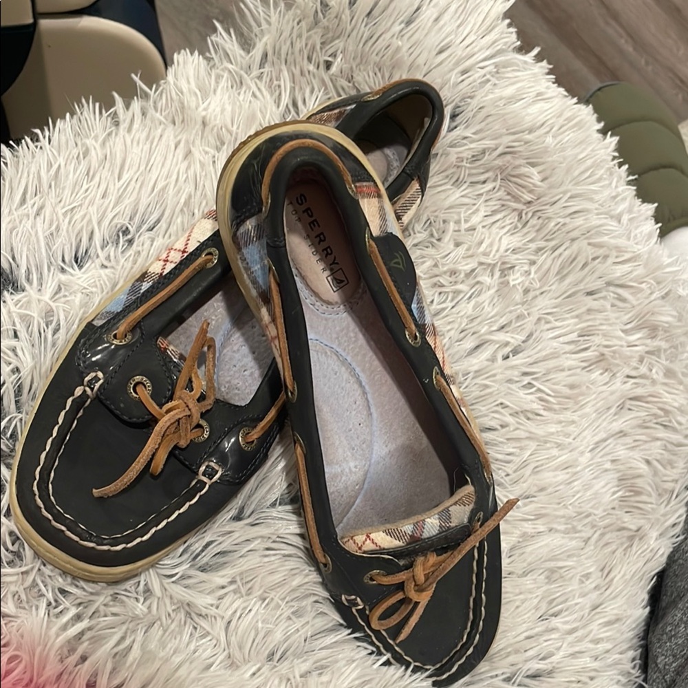 Sperry Women's Black and Tan Boat Shoes